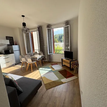 Apartment Le Madargue Idealement Place